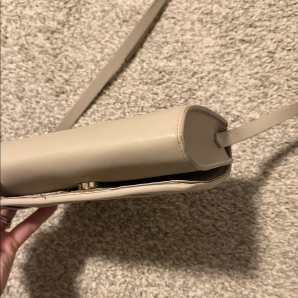 H&M Elegant beige Quilted Crossbody Bag - Picture 7 of 8